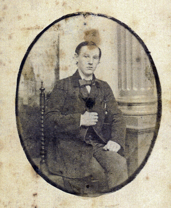 10 Edmund Kleine B